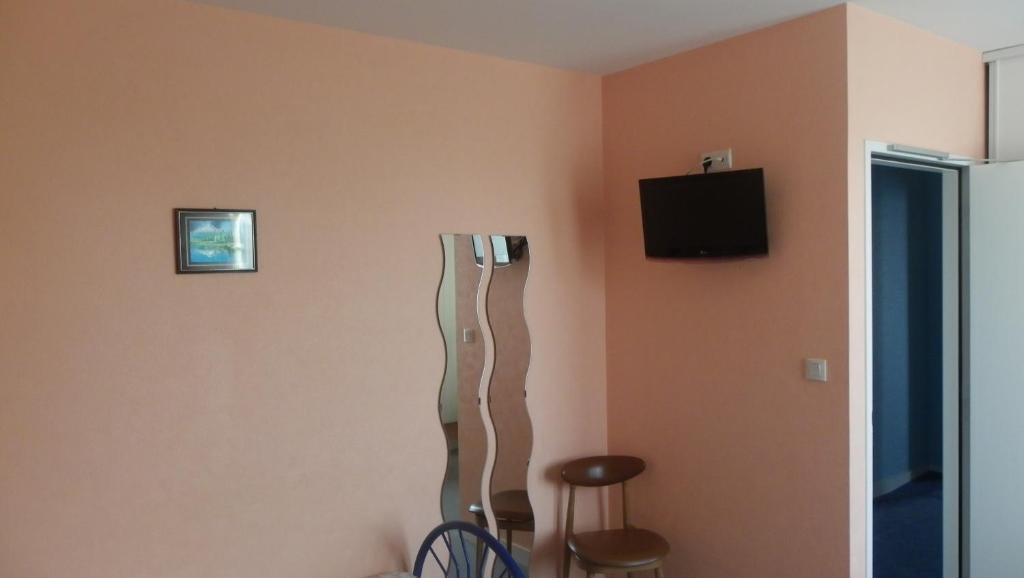 Hotel Restaurant Le Chalet Guemene-Penfao Room photo